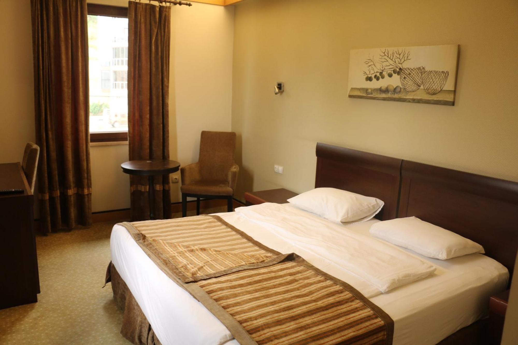 Hotel Lazlakar Sogutlu  ภายนอก รูปภาพ