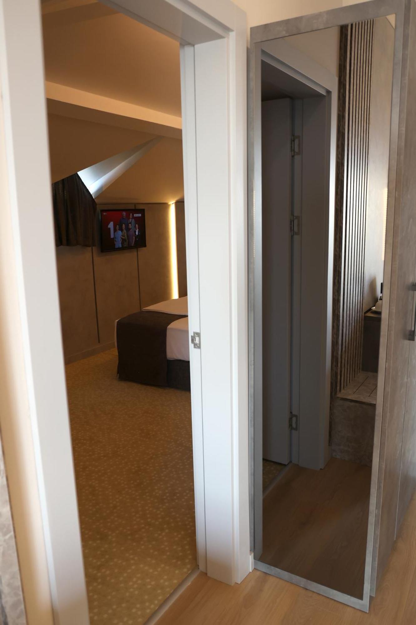 Hotel Lazlakar Sogutlu  ภายนอก รูปภาพ